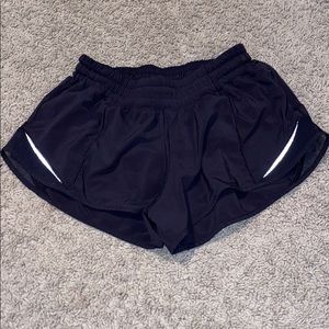 Lululemon hotty hot shorts